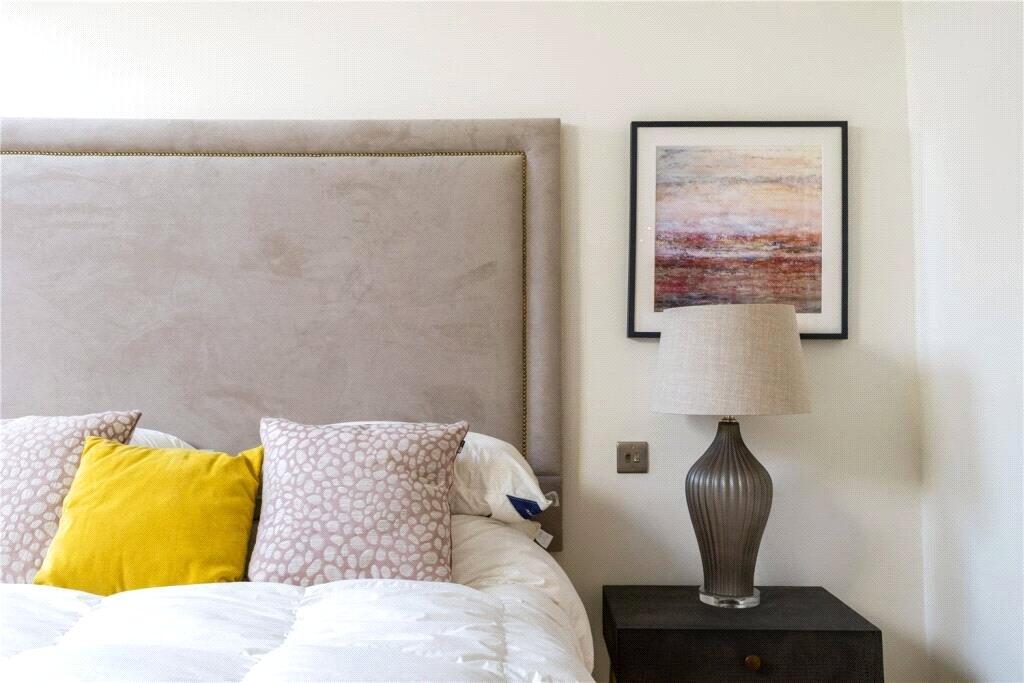 2 bedroom penthouse for rent