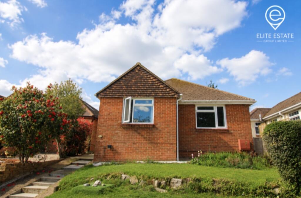 2-bed detached on Trevose Close, Chandler's Ford, Hampshire, £350,000