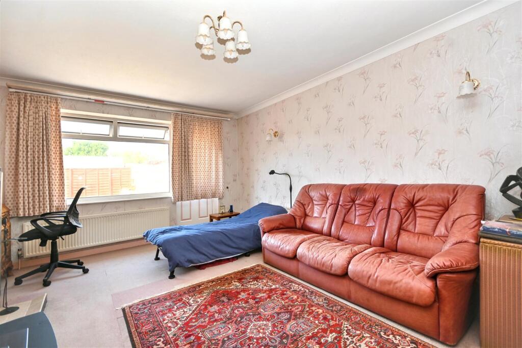 Dene Drive, Eastbourne photo 2