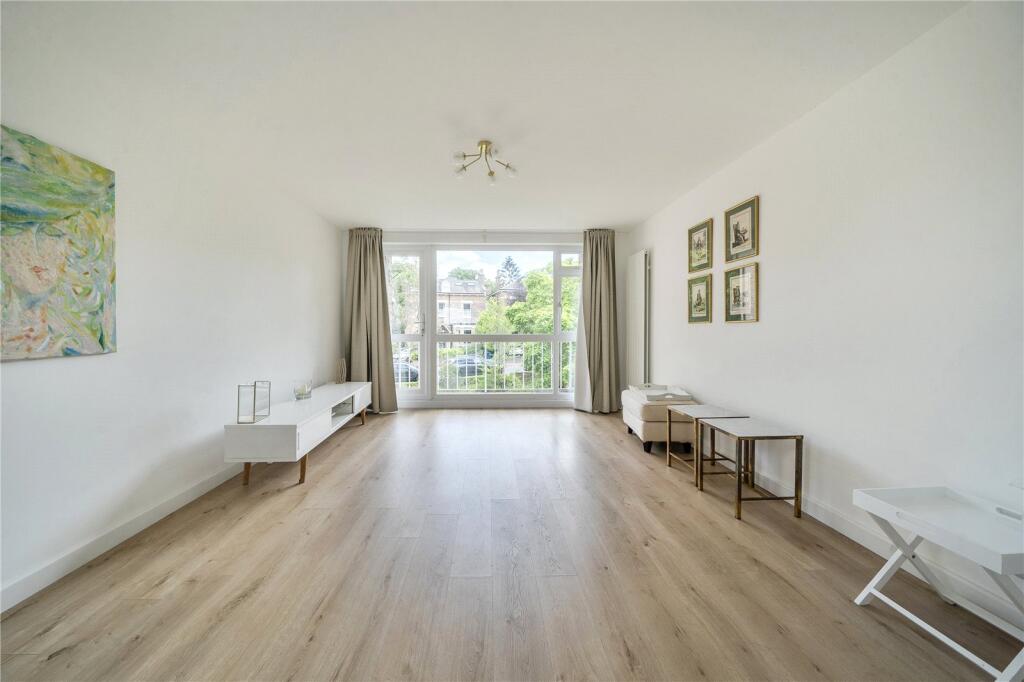 Mount Avenue, Ealing - More