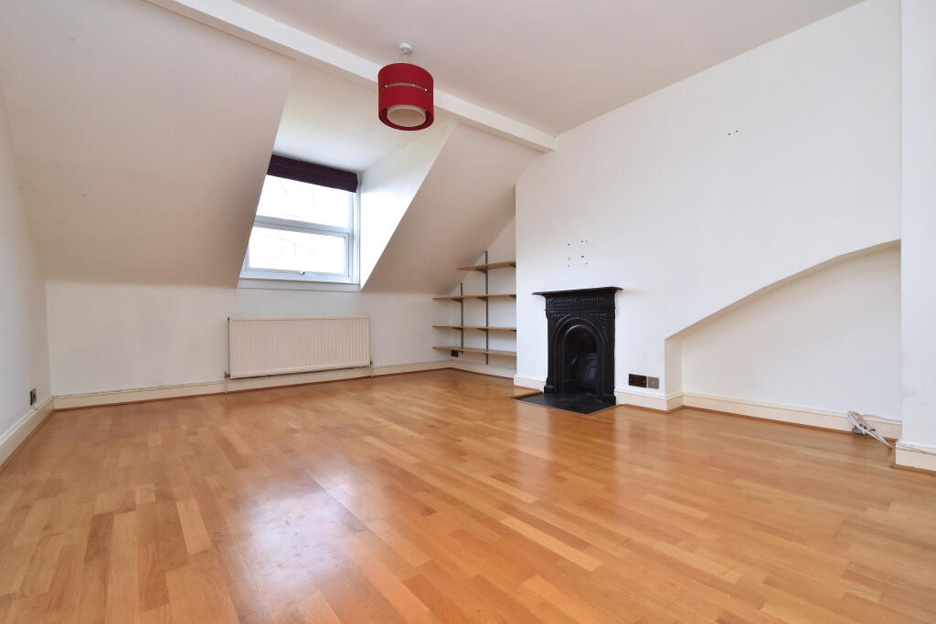 Apartment in London - View 2