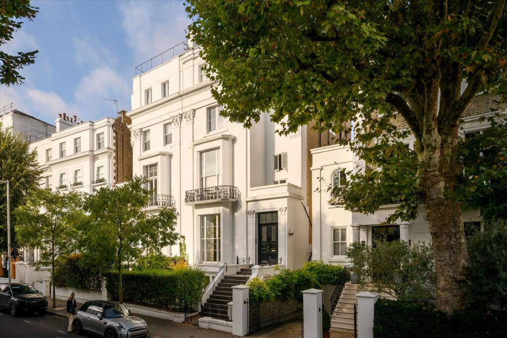 Main image of property: Pembridge Villas, Notting Hill, W11