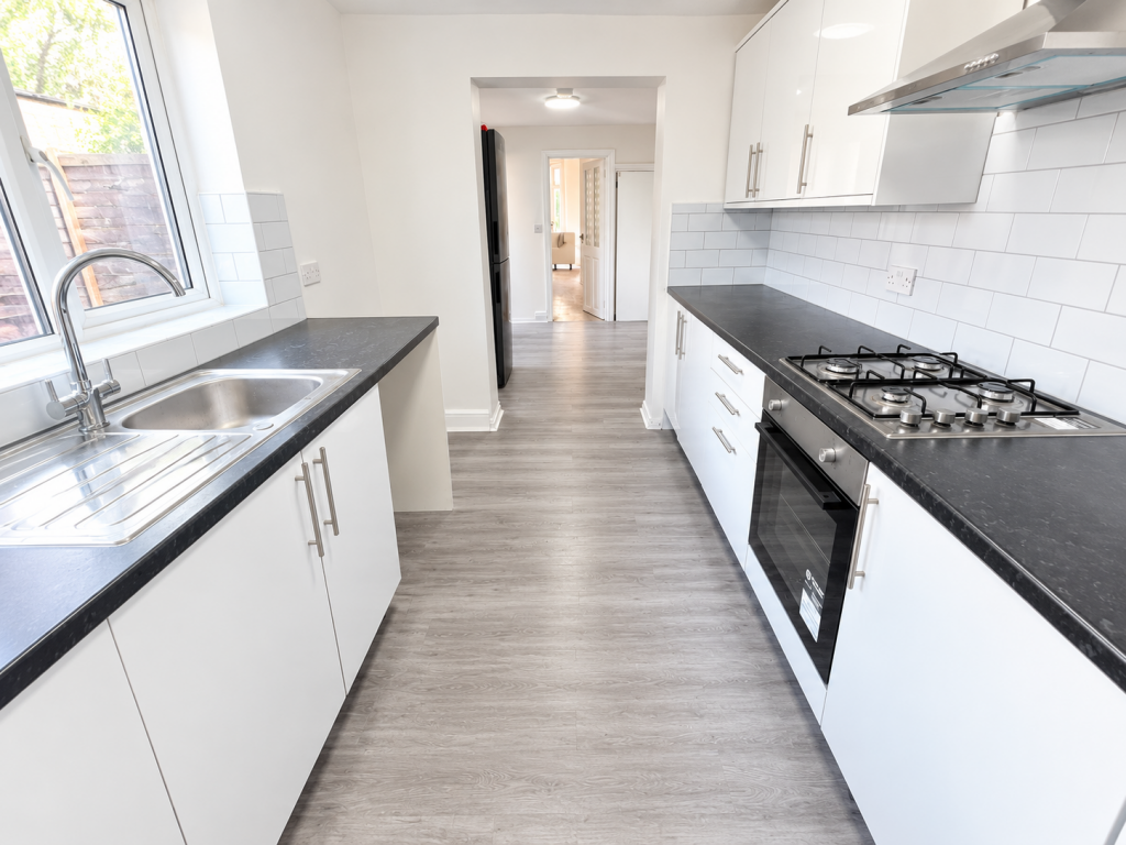 House in London - View 2