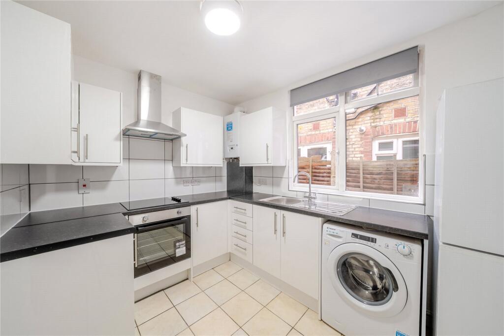 Main image of property: Arcadian Gardens, Wood Green, London, N22