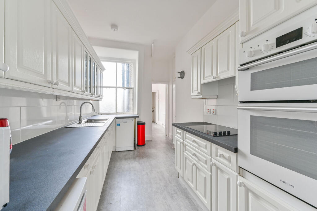 Main image of property: Russell Square Mansions, Bloomsbury, London, WC1B