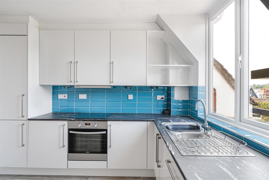 Apartment in Stevenage - View 3