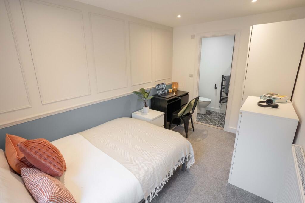 Main image of property: Thurmond Crescent, Winchester, SO22