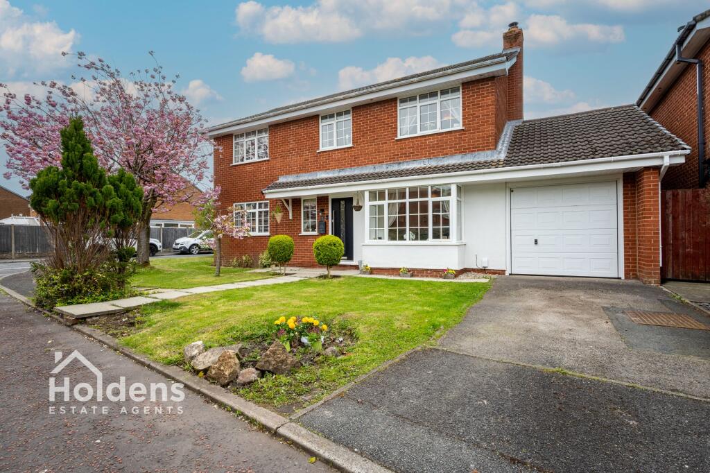 Main image of property: The Pines, Leyland, PR26