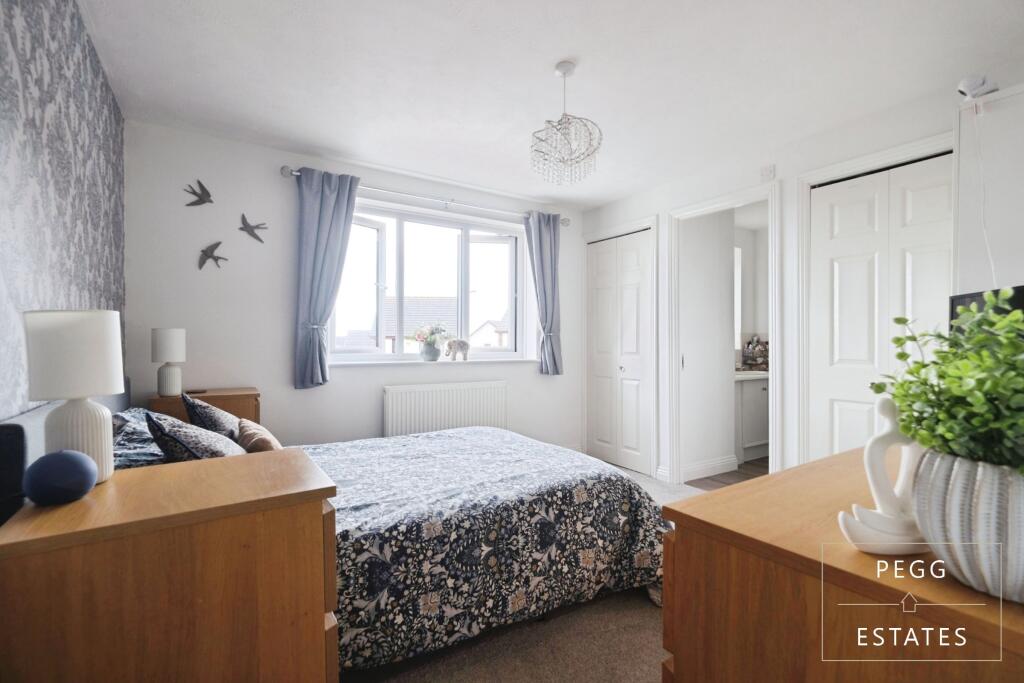 House in Torquay, Barton - More