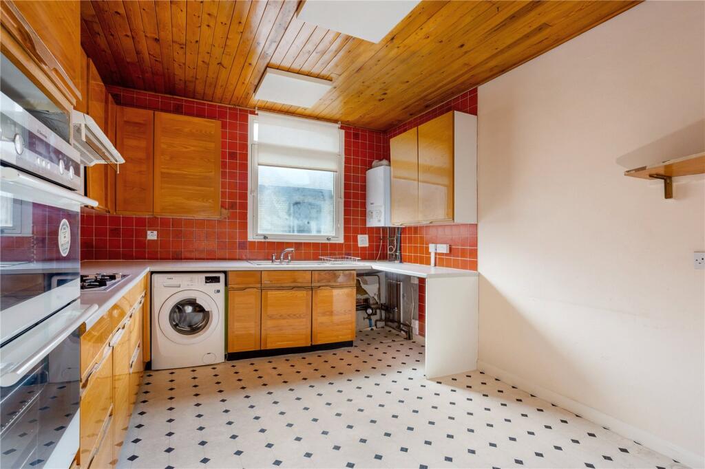 Third Avenue, Hove, BN3 photo 5