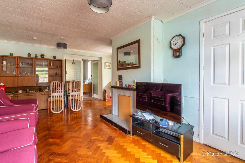 House in Reading, Lower Earley, Earley - View 3