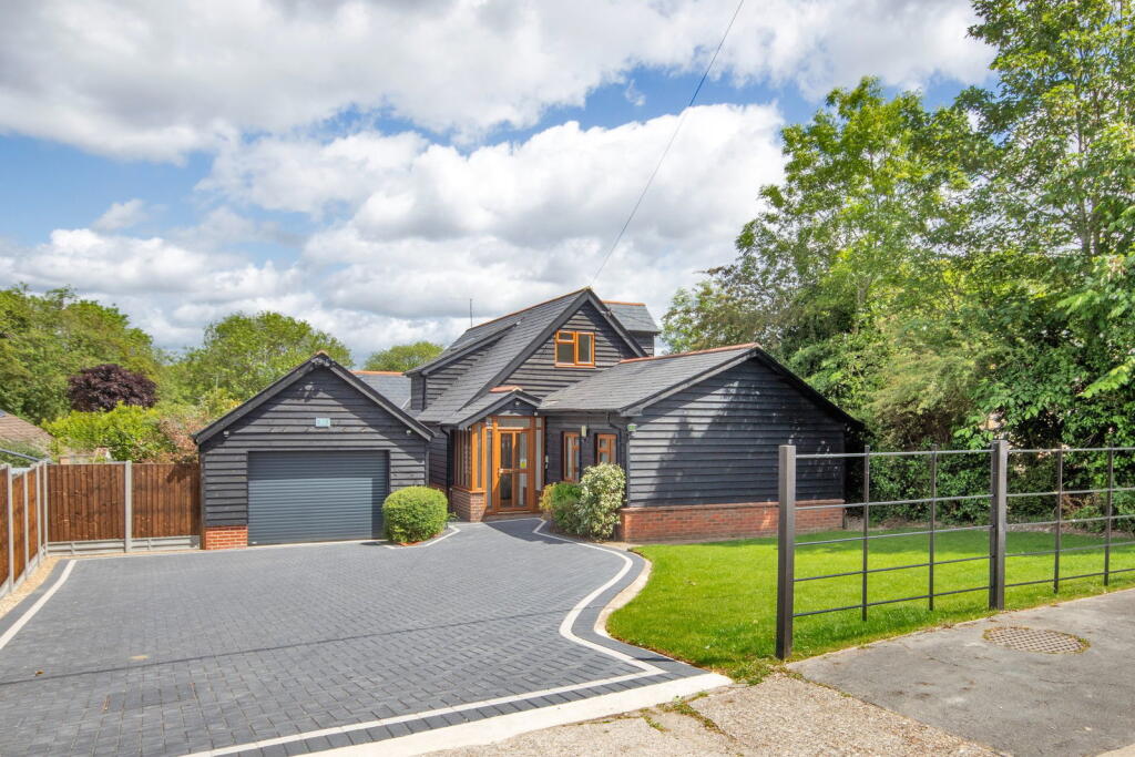Main image of property: Longfield Avenue, Longfield, Kent, DA3 7LA