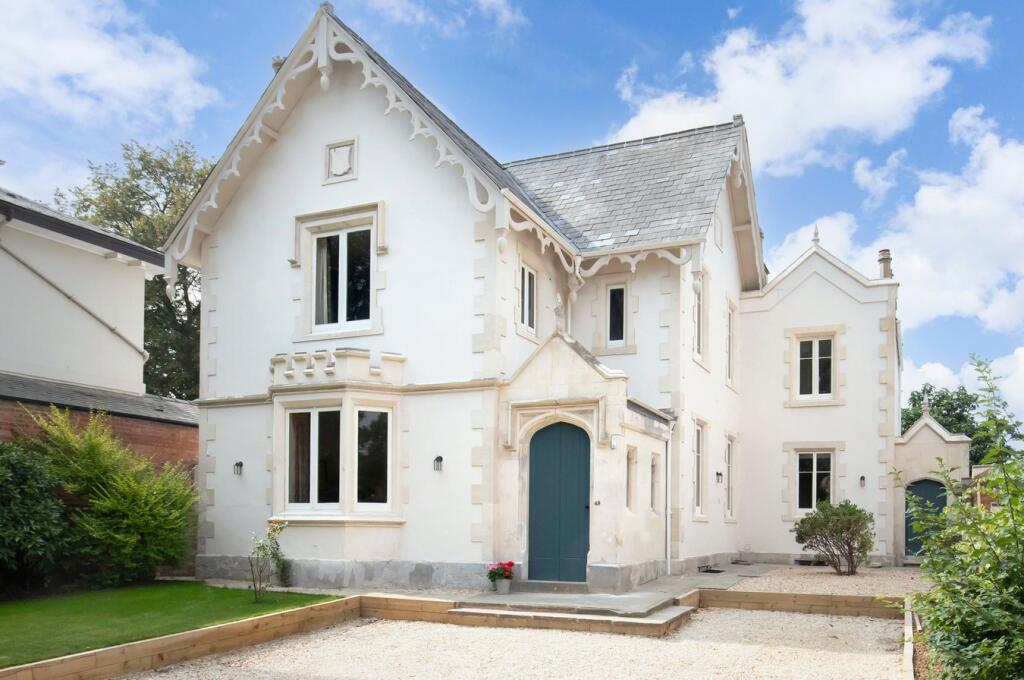 Main image of property: London Road, Cheltenham, GL52