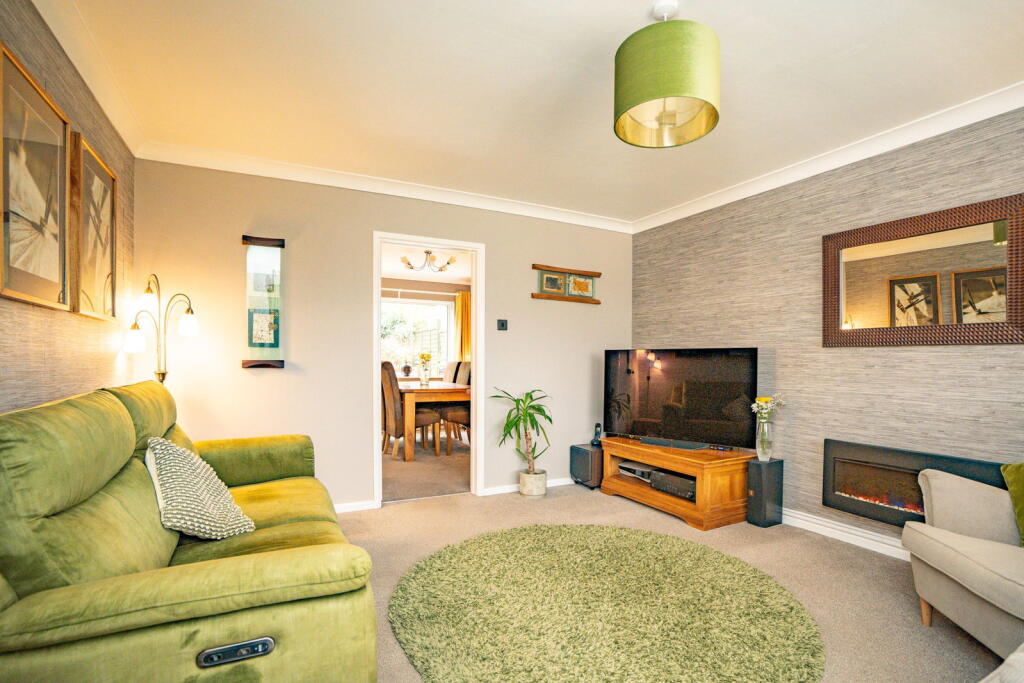 House in Worcester - More