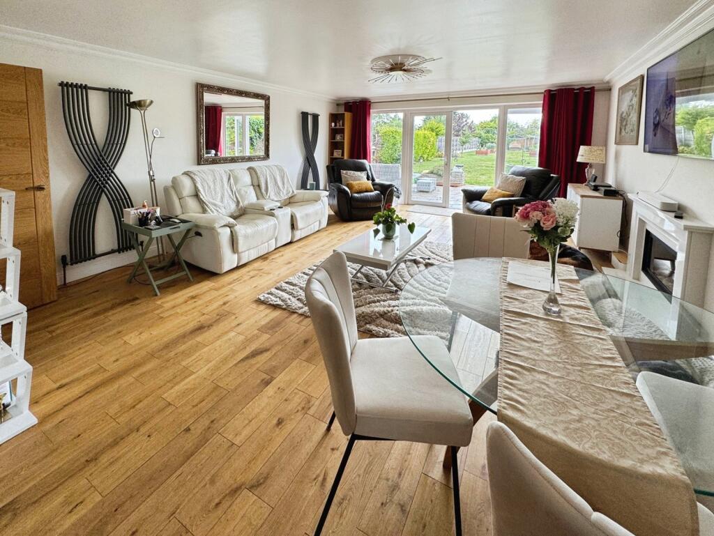 Dumont Avenue, St. Osyth, Clacton-on-Sea photo 4