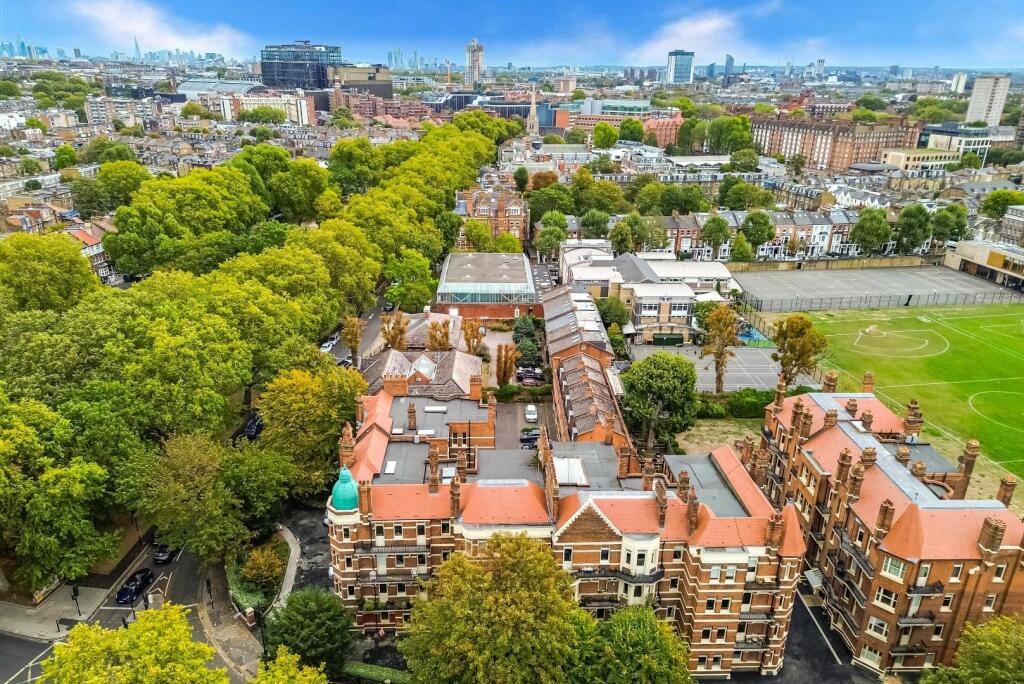 Apartment in London, Brook Green - View 5