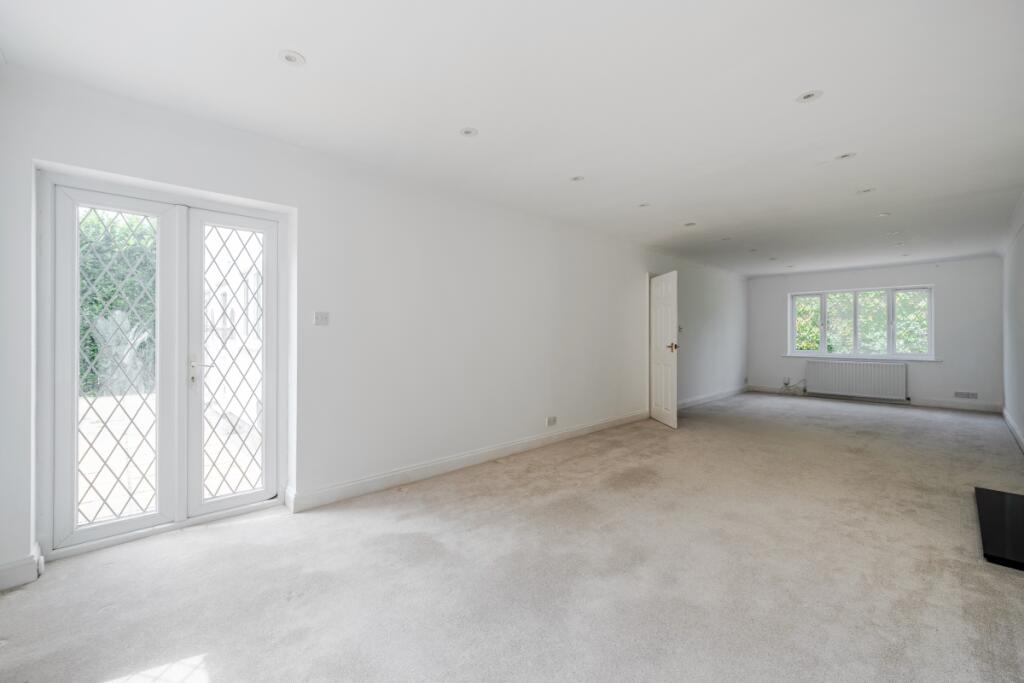 House in Tandridge, Caterham Valley - View 5