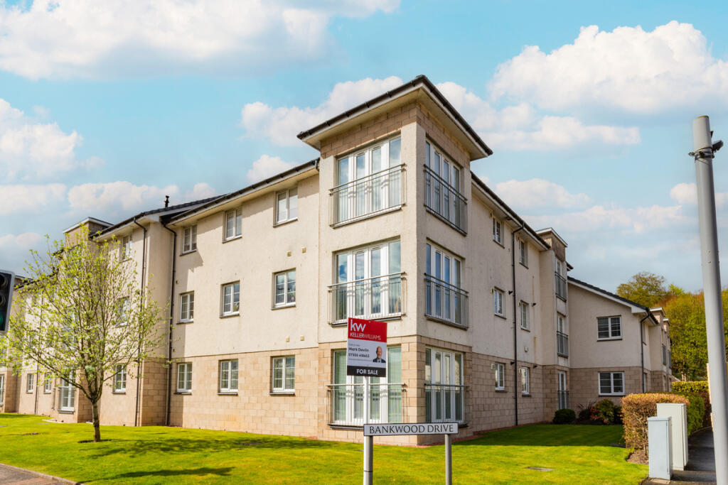 Main image of property: Flat 4, 3 Bankwood Drive, Kilsyth G65 0GZ