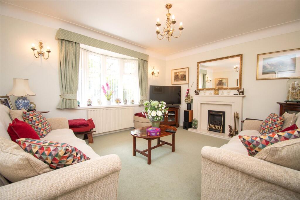 House in Wirral, Liverpool City Region - View 2
