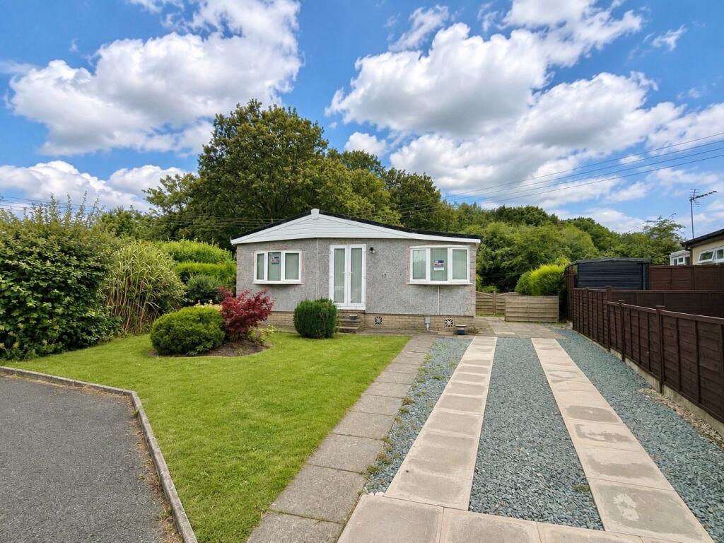 Main image of property: Oak Tree Farm, Juggins Lane, Earlswood, Solihull, B94 5LL