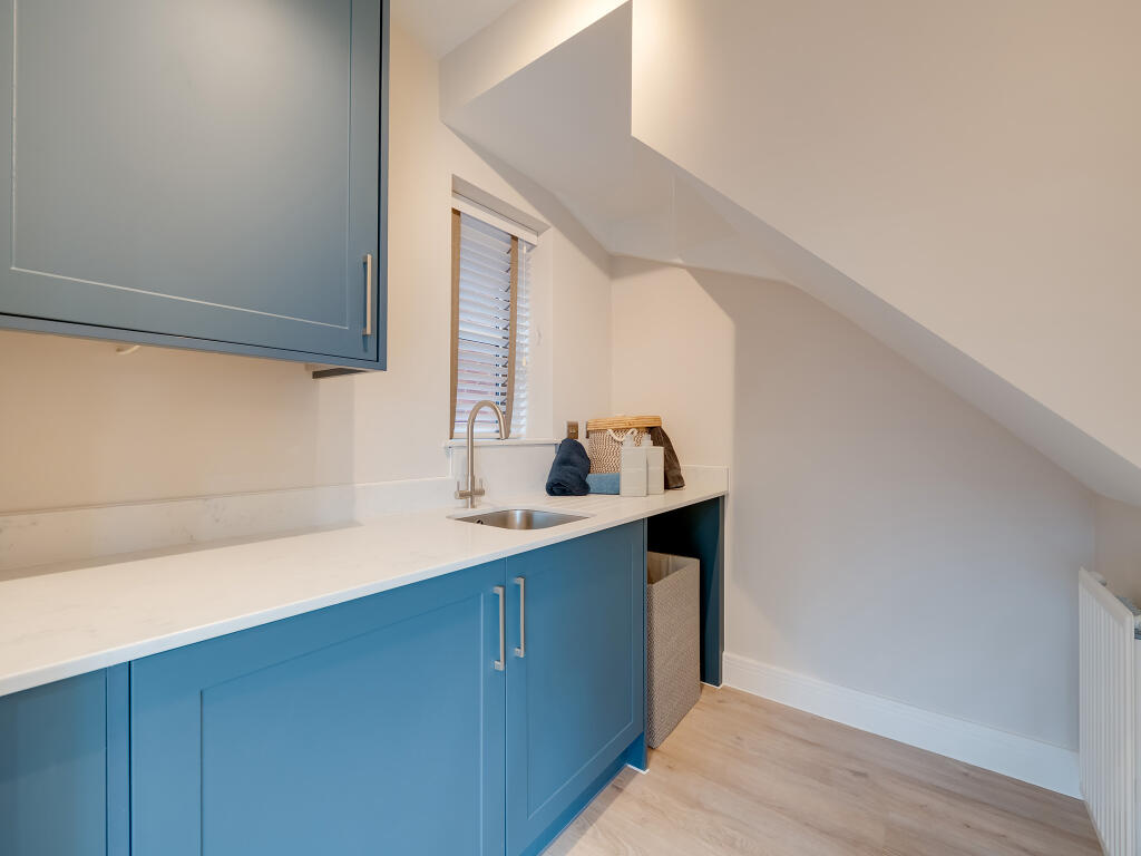 House in Rugby, Dunchurch - View 4