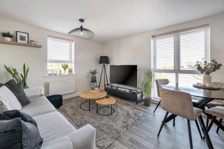 Main image of property: Cranwell Crescent, Milton Keynes, Buckinghamshire, MK17