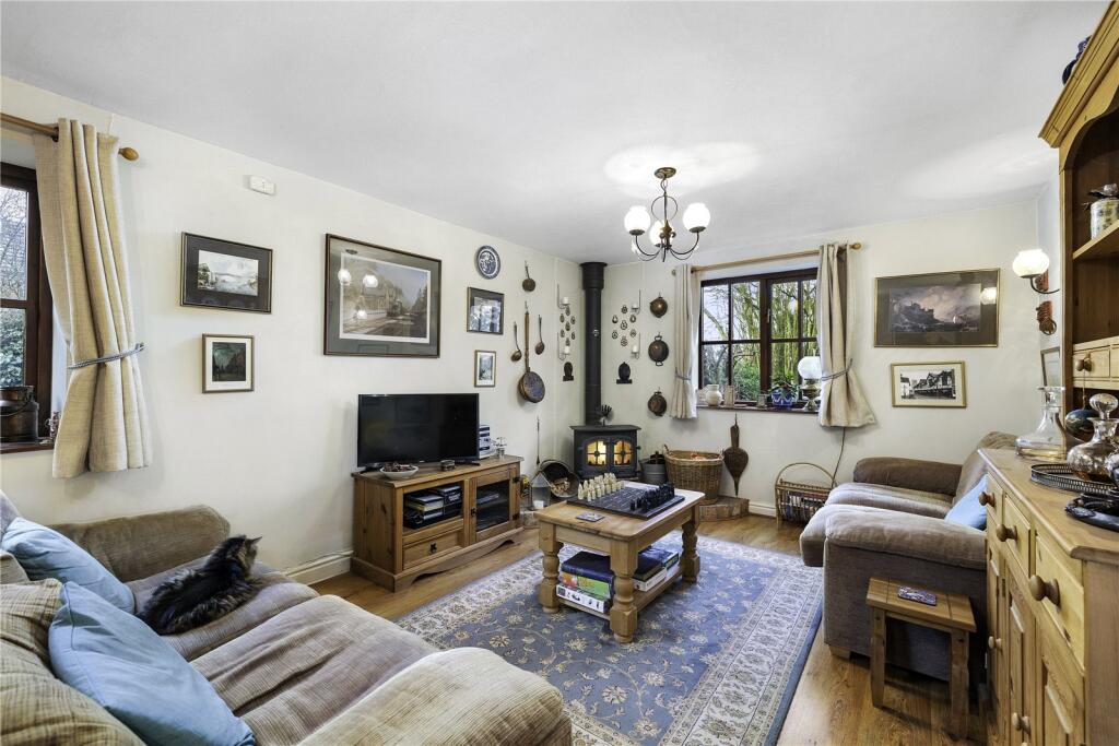 Ledwyche Court, The Sheet, Ludlow, Shropshire, SY8 photo 3