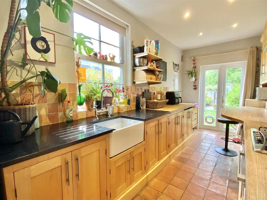 House in Stony Stratford, City of Milton Keynes - View 5