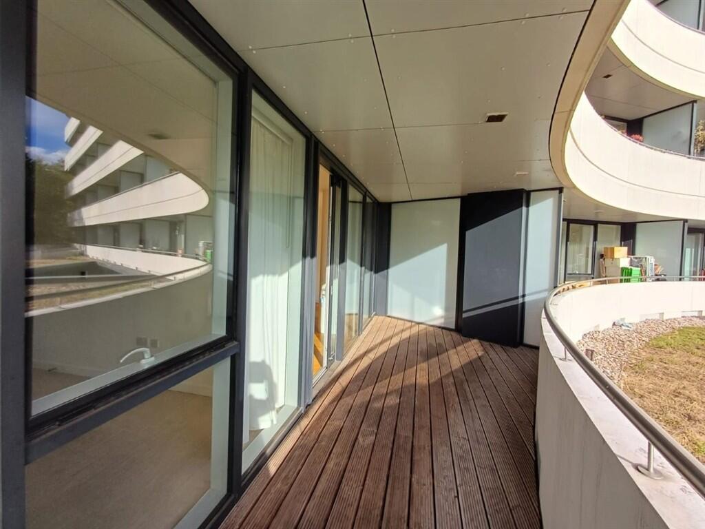 Apartment in London, Chiswick Point - View 4