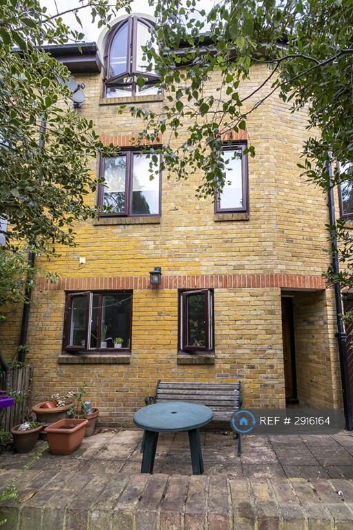 3 bedroom terraced house for rent