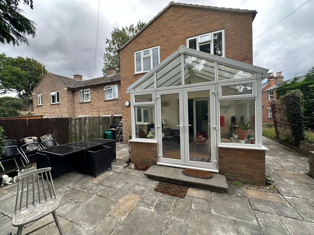 House in Oxford - More
