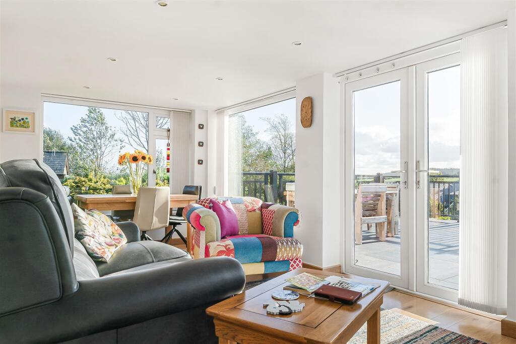 House in Plymouth - View 4
