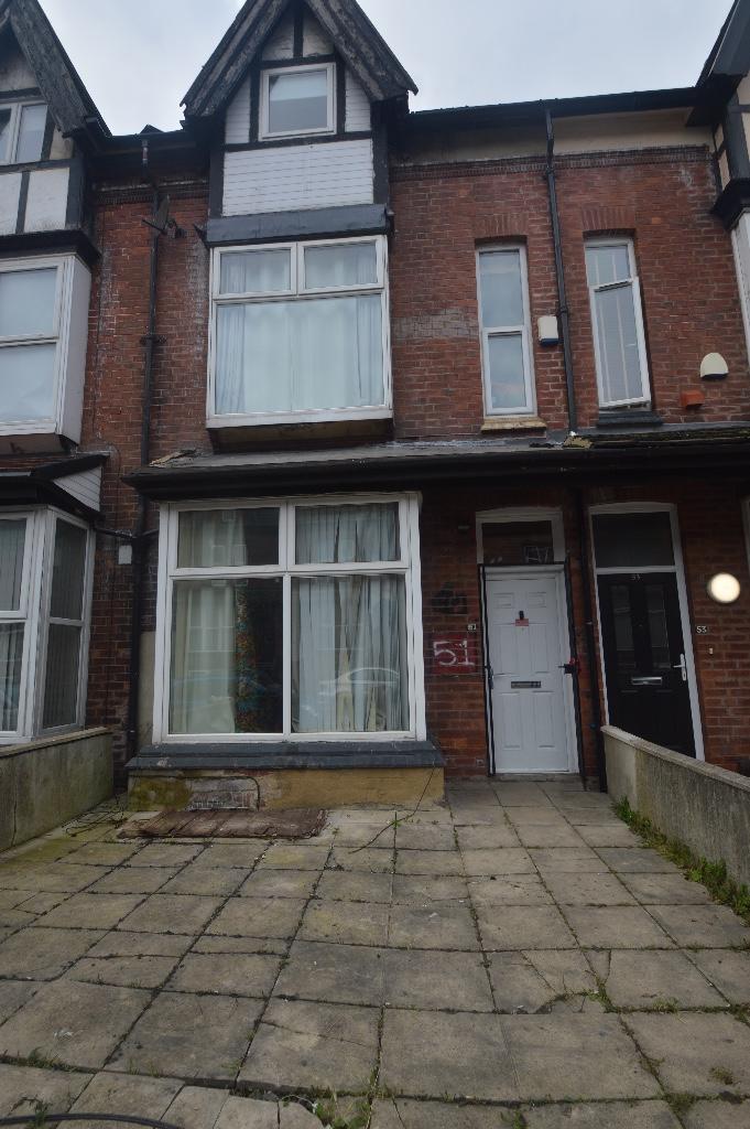 House in Leeds, West Yorkshire - View 3