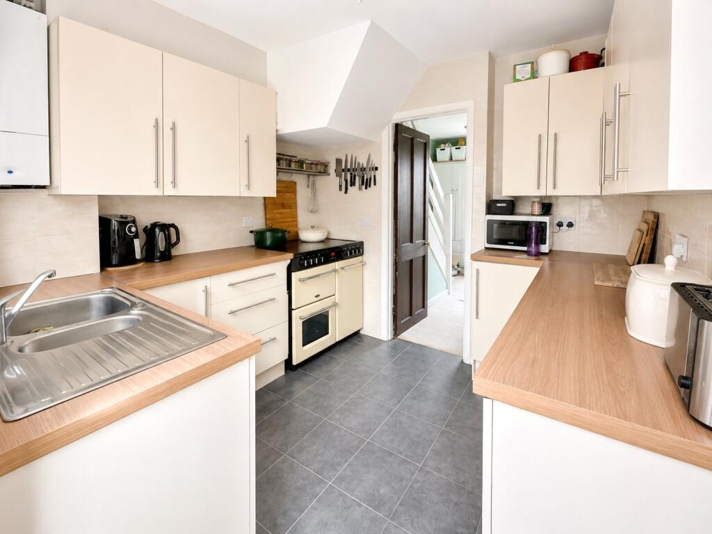 Lansdowne Drive, Hailsham, East Sussex, BN27 photo 3