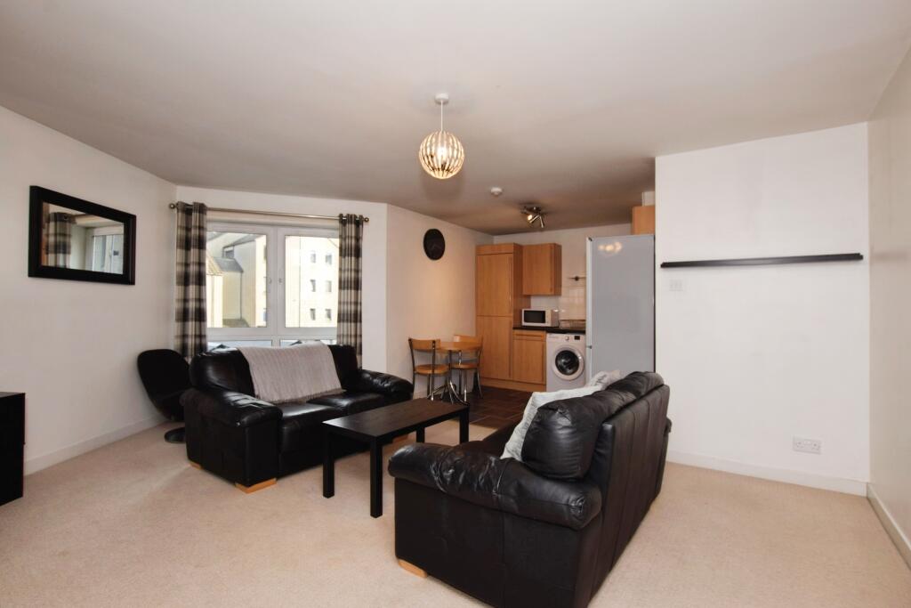 Apartment in Aberdeen, George Street - More