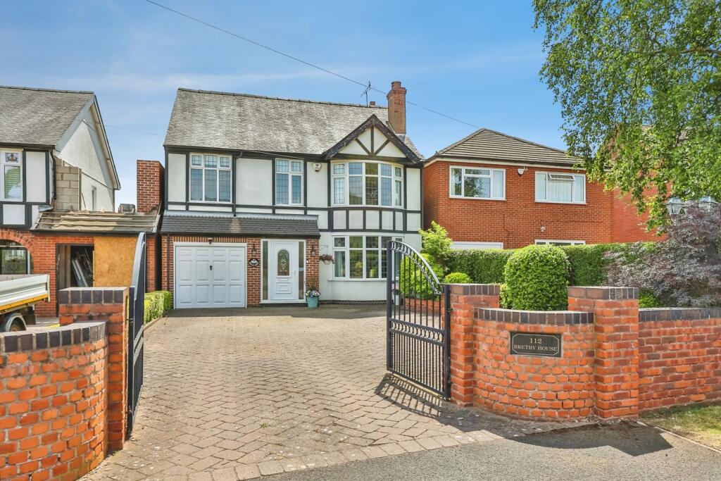 Main image of property: Papplewick Lane, Hucknall, Nottingham, Nottinghamshire, NG15