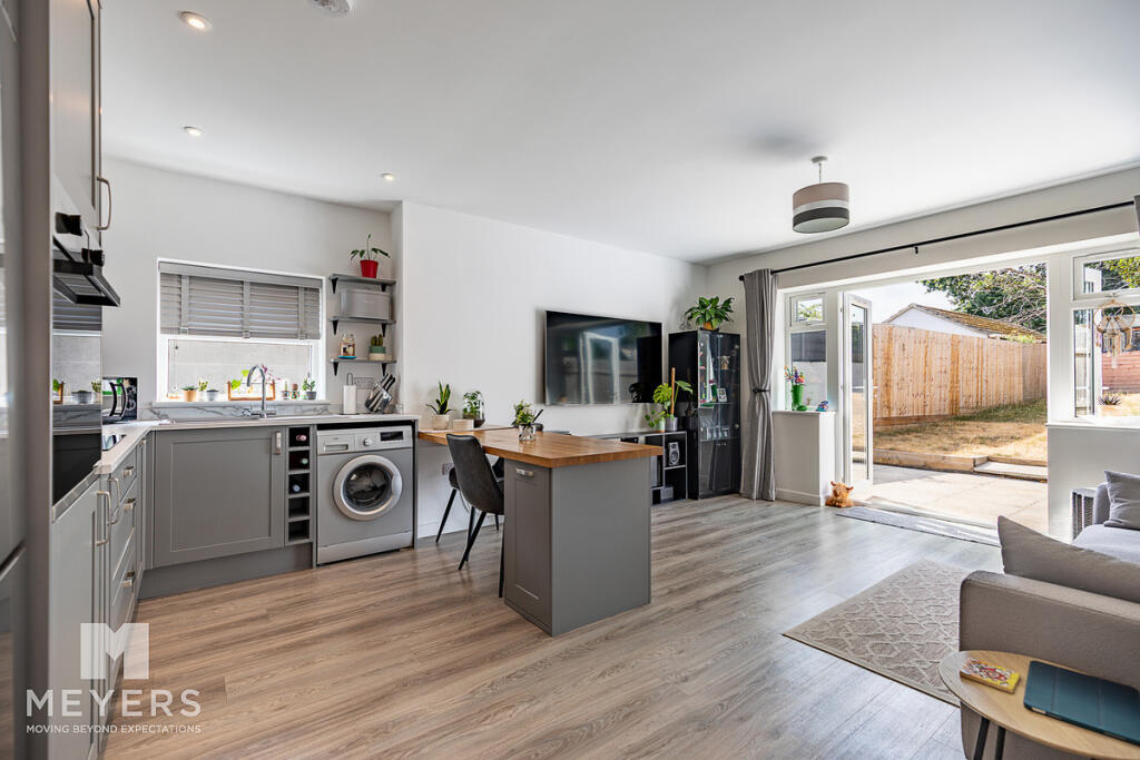 House in Bear Cross, Bournemouth - View 5