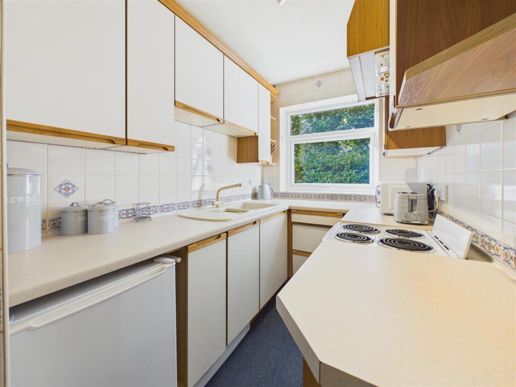 Apartment in Sheffield - More
