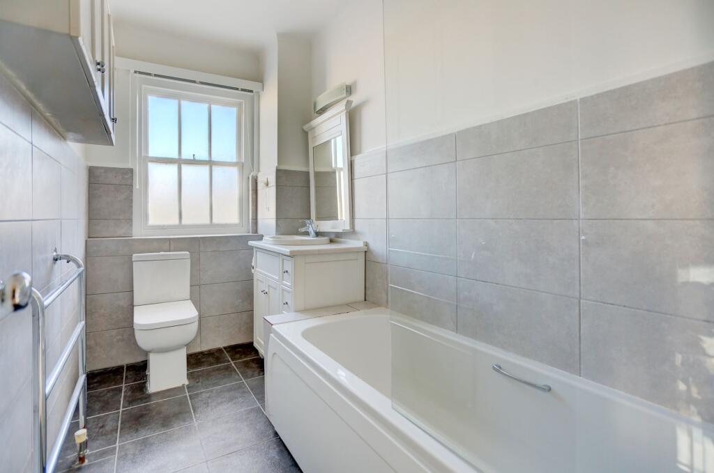 Apartment in Brighton - More