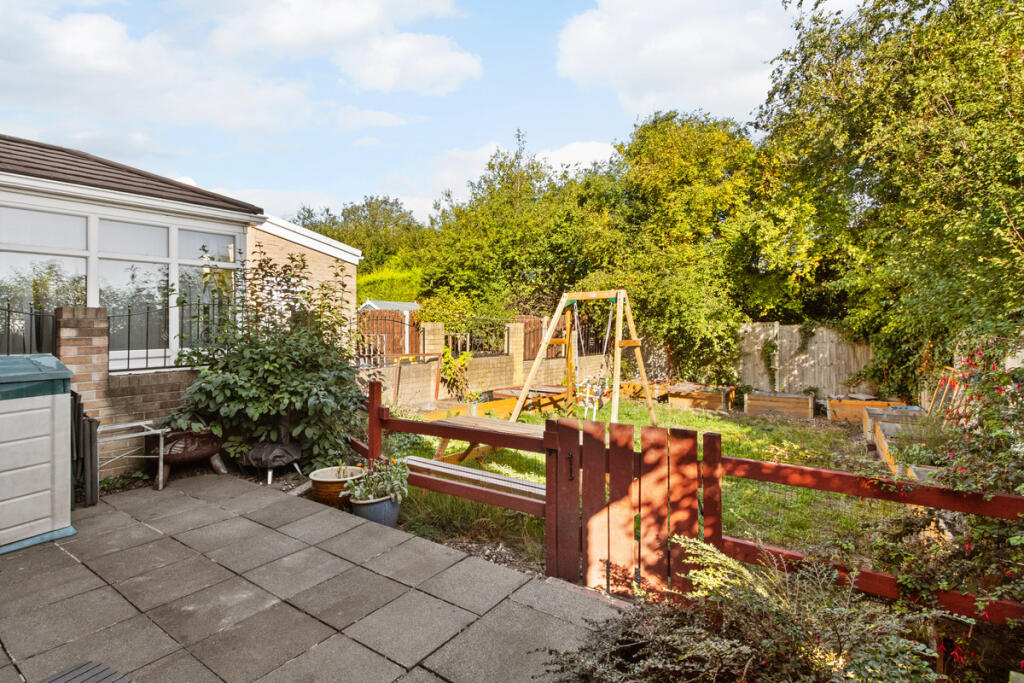 Boundary Green, Rotherham, S62 photo 4