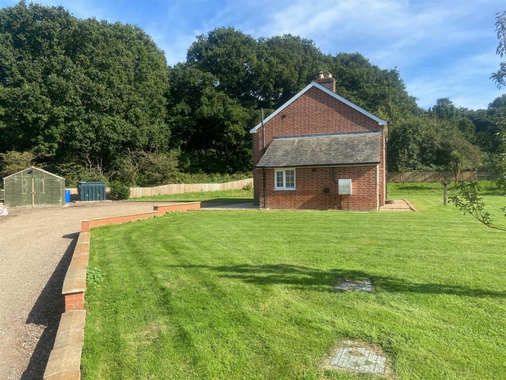Property photo 11