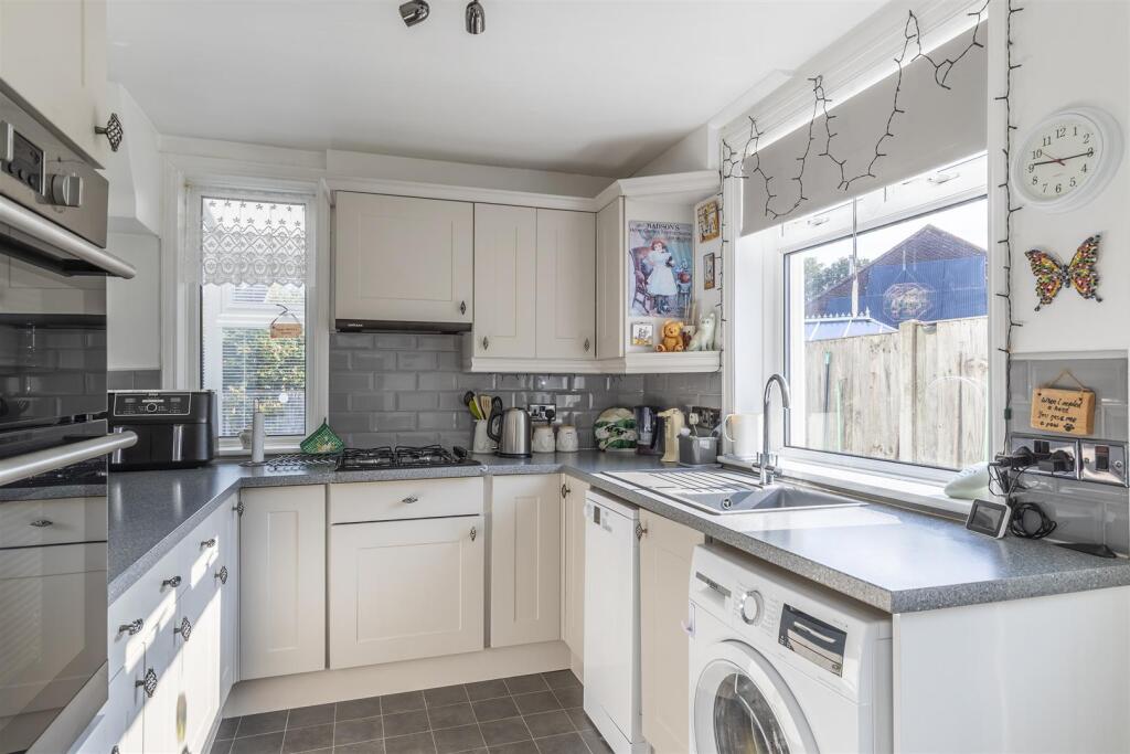 House in Canterbury - View 5