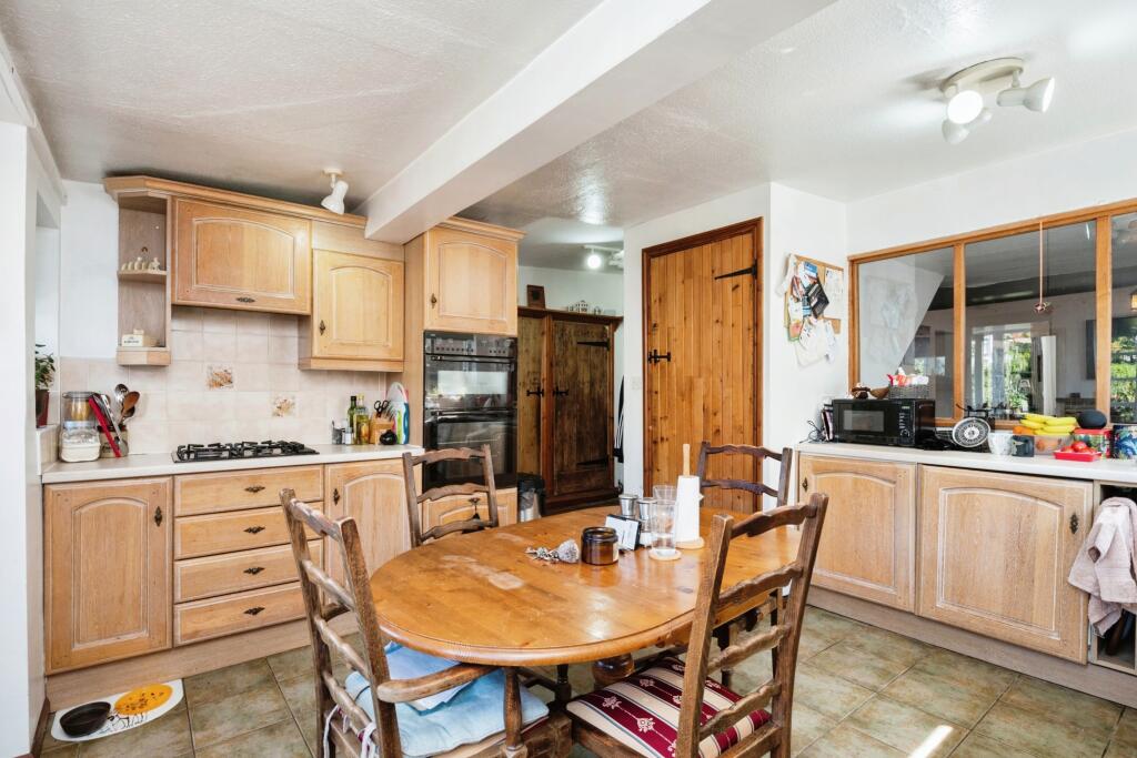 House in Rother, Northbridge Street, Salehurst and Robertsbridge - View 3