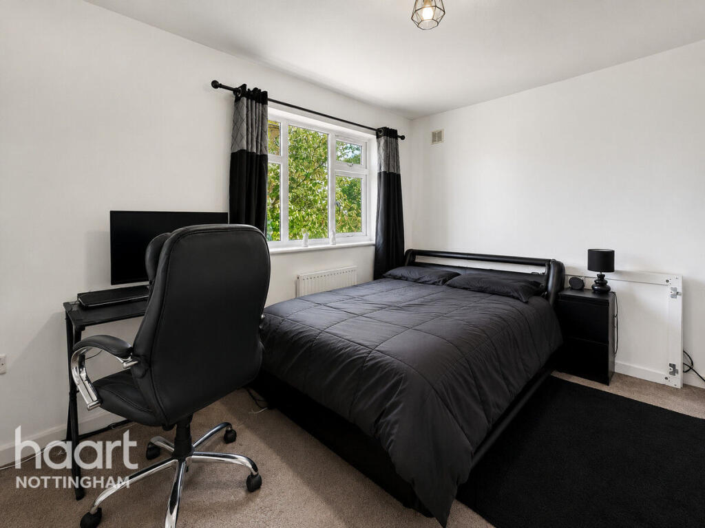 House in Rushcliffe, Compton Acres - View 4