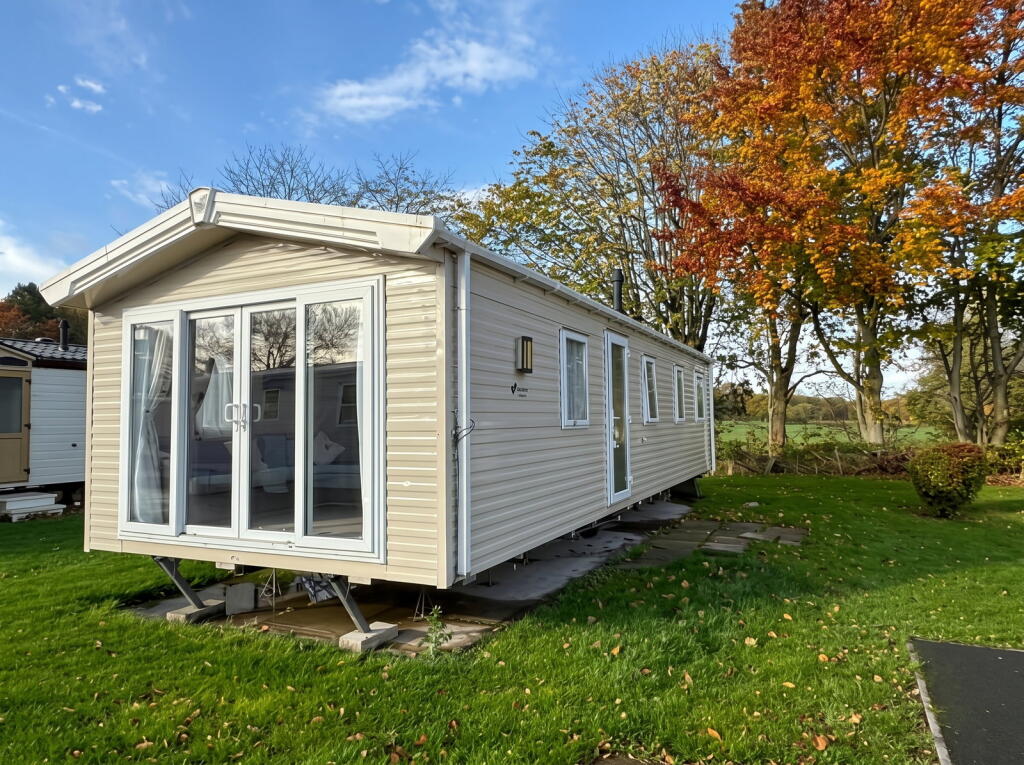 2-bed caravan on Willerby Malton, Riverdane Holiday Park, Cheshire, £64,995