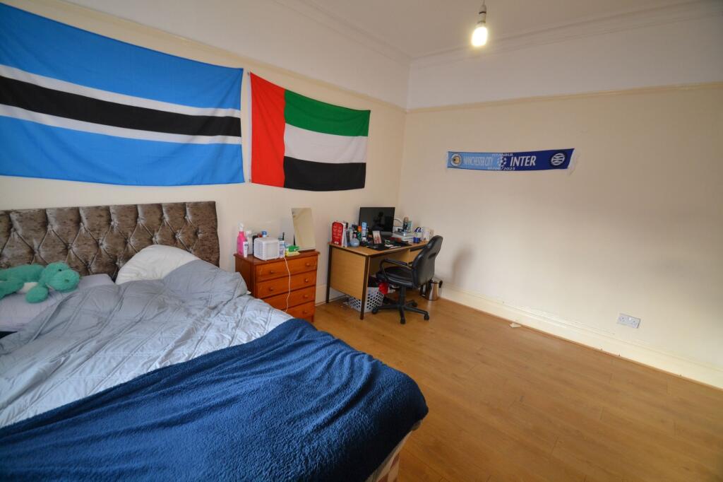 1 bedroom house share for rent