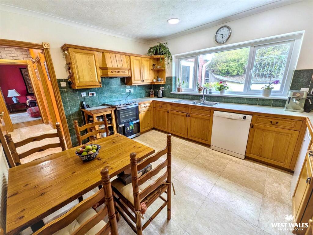 House in Swansea - View 5