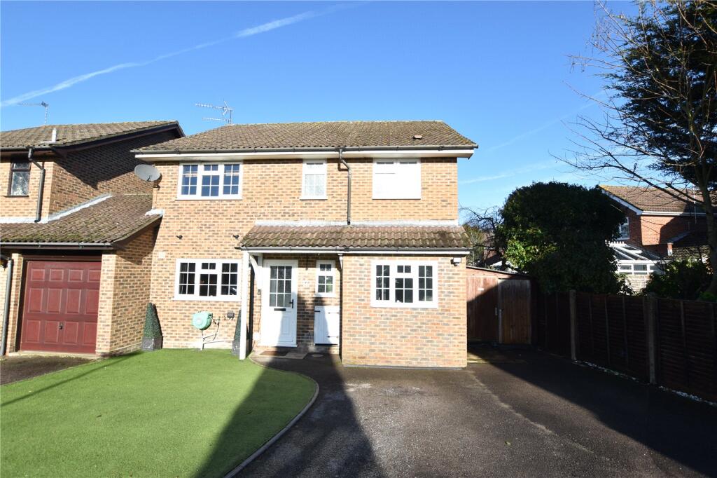 Main image of property: Comfrey Close, Farnborough, Hampshire, GU14
