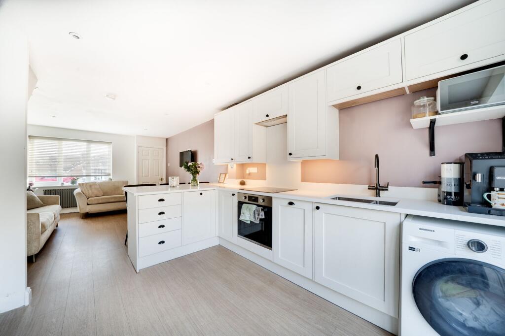 Hartmann Close, Cleobury Mortimer, DY14 photo 4