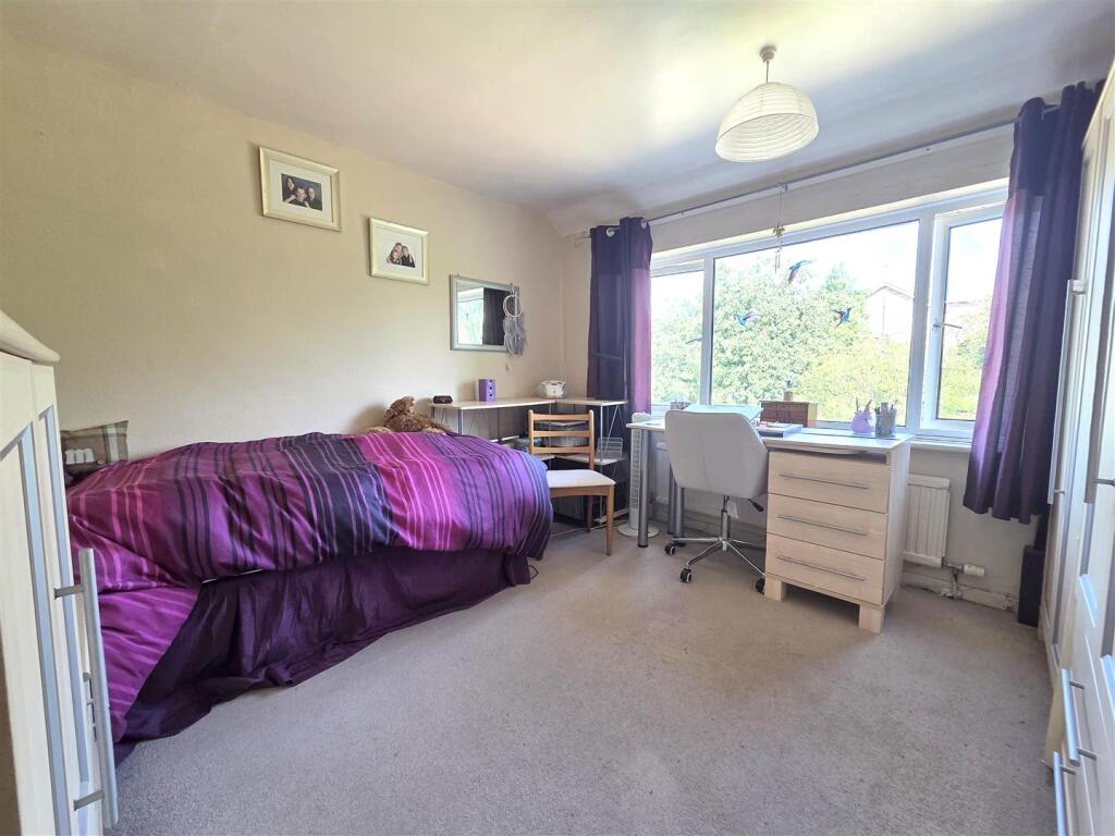 House in Wyre Forest, Burlish Park, Stourport-on-Severn - More